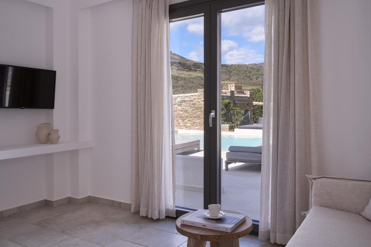Hotel Isida Andros à Áyios Pétros Extérieur photo
