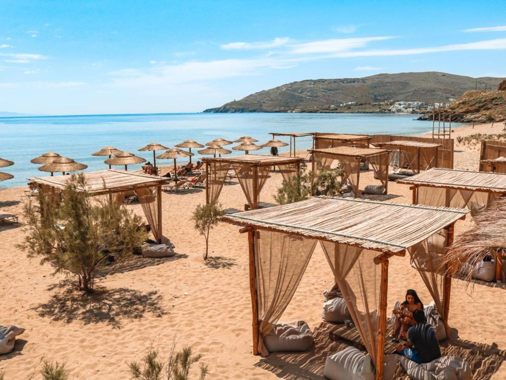 Hotel Isida Andros à Áyios Pétros Extérieur photo